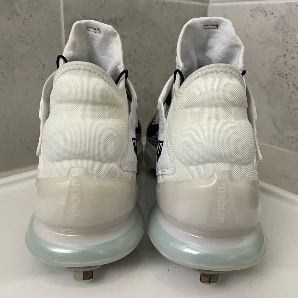 Nike Force Zoom Trout 7 Men’s Cleat Size 13
